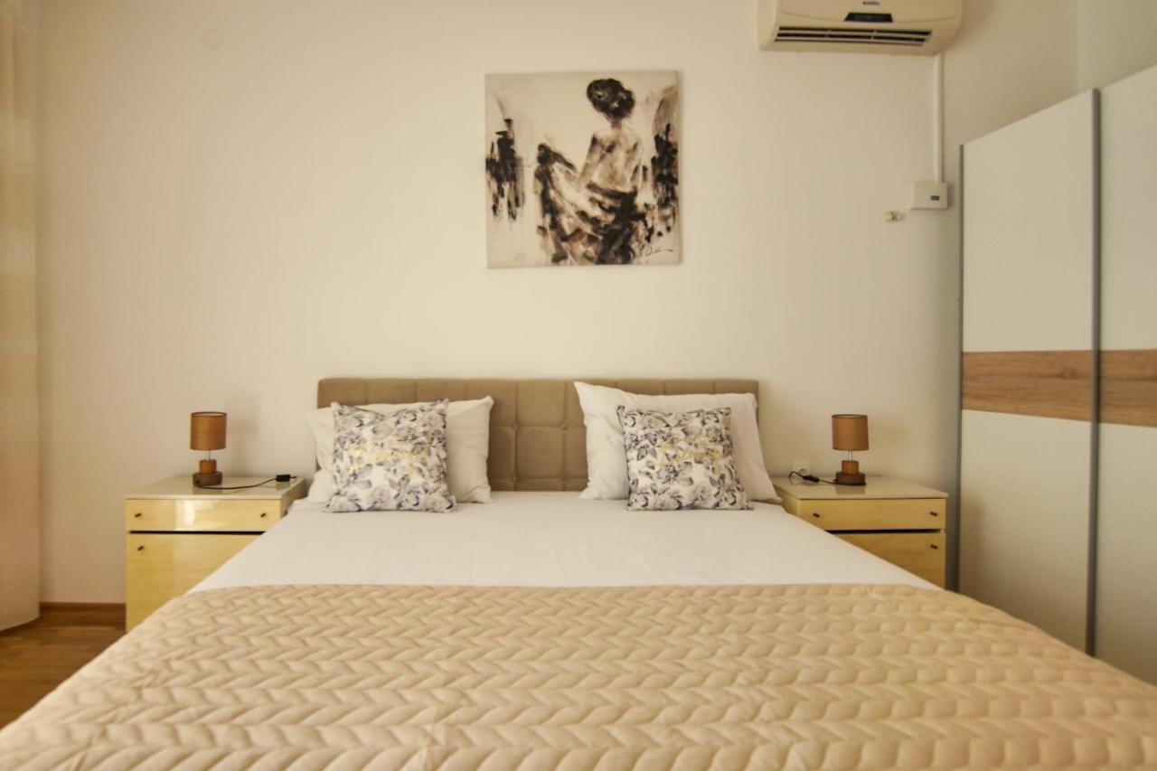 Apartments Babaja Omis Exterior photo