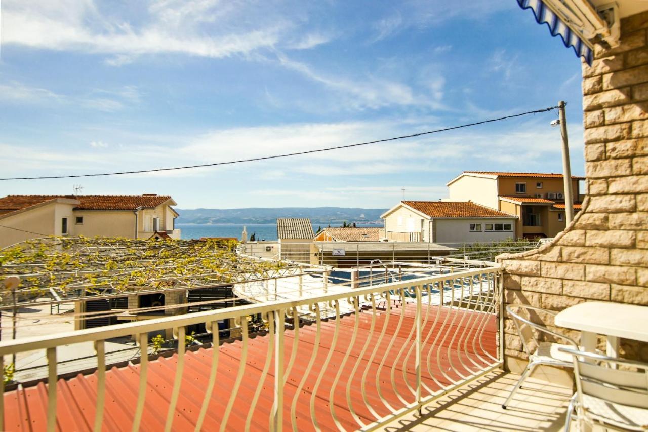 Apartments Babaja Omis Exterior photo