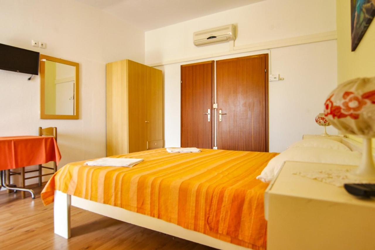 Apartments Babaja Omis Exterior photo